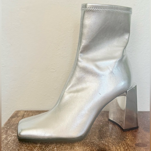 Gianni Bini Stretch Silver Ankle Boots with Metallic Block - Picture 6 of 8